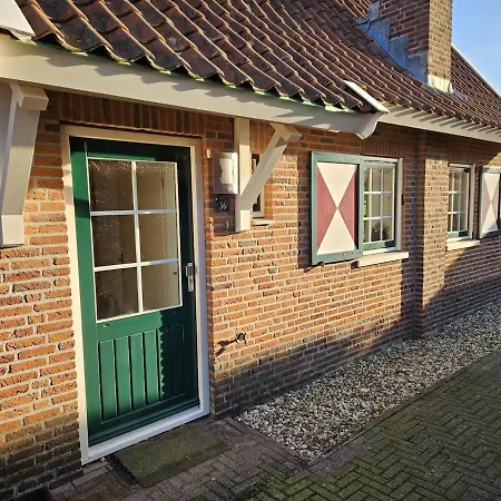 Holiday home Vakantiewoning Uutbloazen